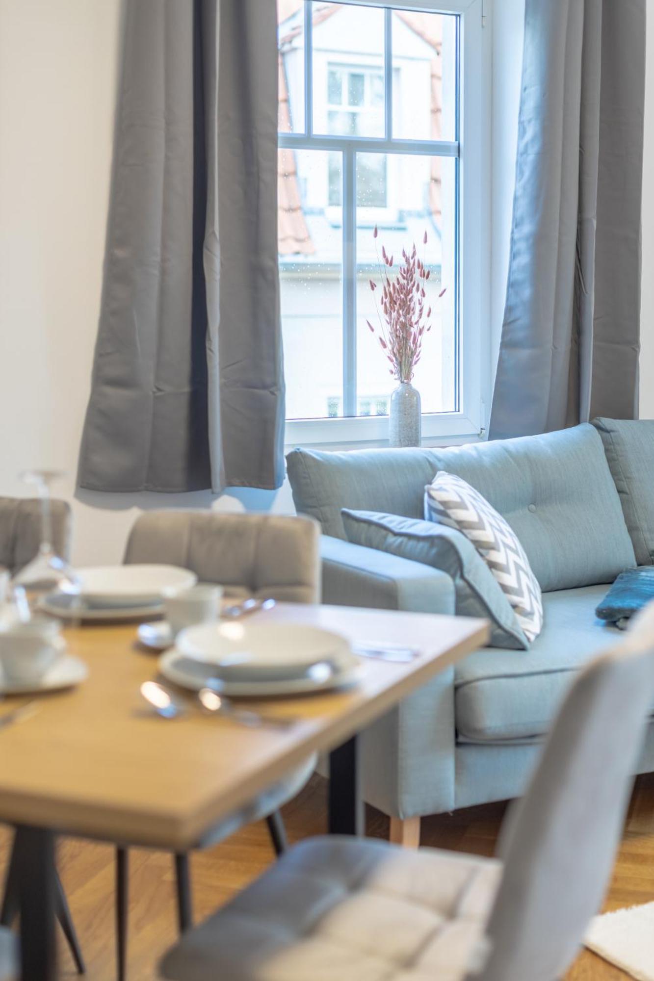 Coview - Design Apartment - 2 Schlafzimmer - Kueche - Highspeed Wlan เดรสเดน ภายนอก รูปภาพ